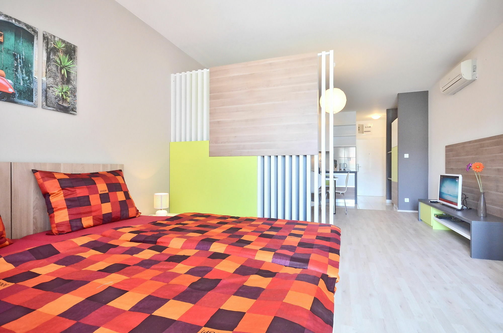 Bretia Apartments Sutivan Esterno foto